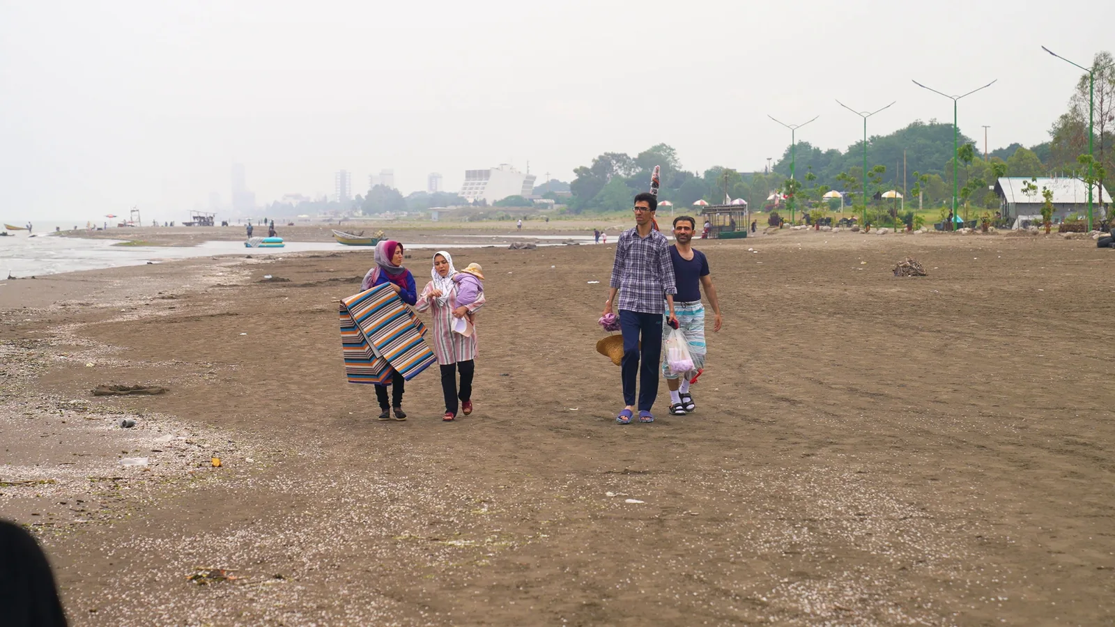 How To Pack For A Family Beach Holiday | Rebel Travel Family